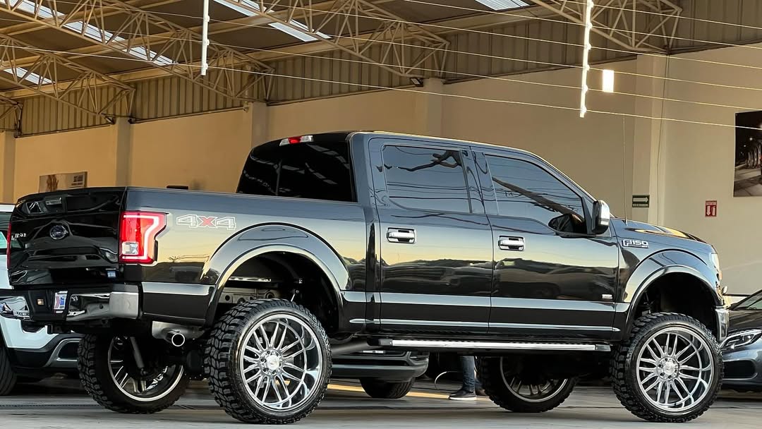 Ford Lobo 2015 - Imagen 3