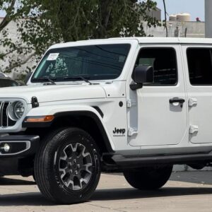 Jeep Wrangler Unlimited Sahara 2025